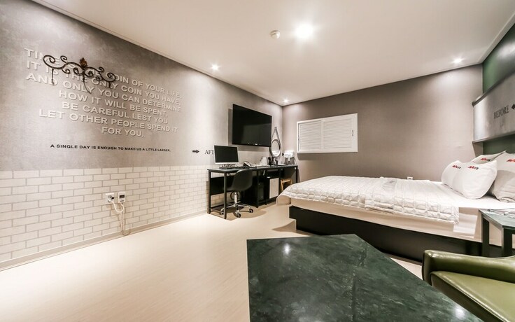Imagen de la habitación del Hotel Pohang Ocheon Montana. Foto 27