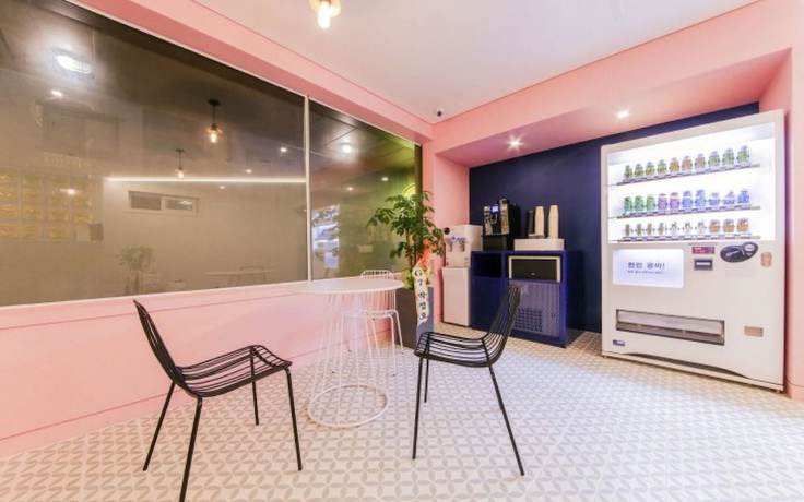 Imagen de los interiores del Hotel Pohang Raja B. Foto 17