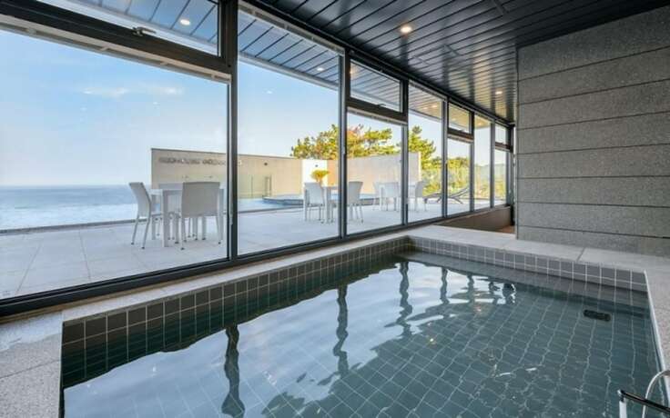 Imagen general del Hotel Pohang Red House Ocean Hills Pool Villa. Foto 3