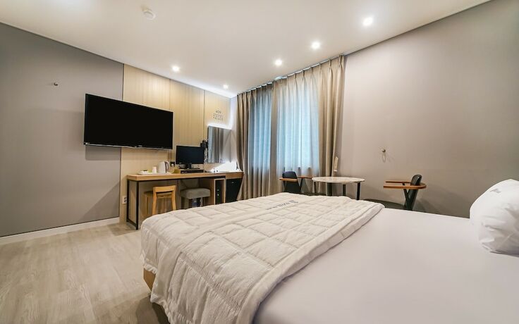 Imagen general del Hotel Pohang Sangdodong Palace. Foto 9