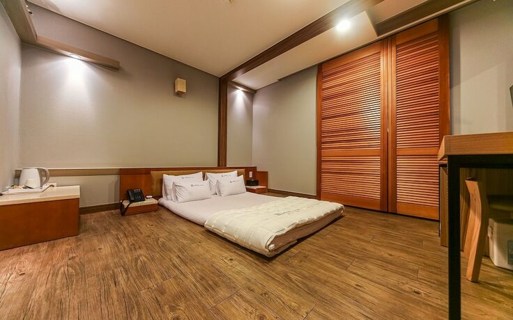 Imagen de la habitación del Hotel Pohang Sangdodong Palace. Foto 22