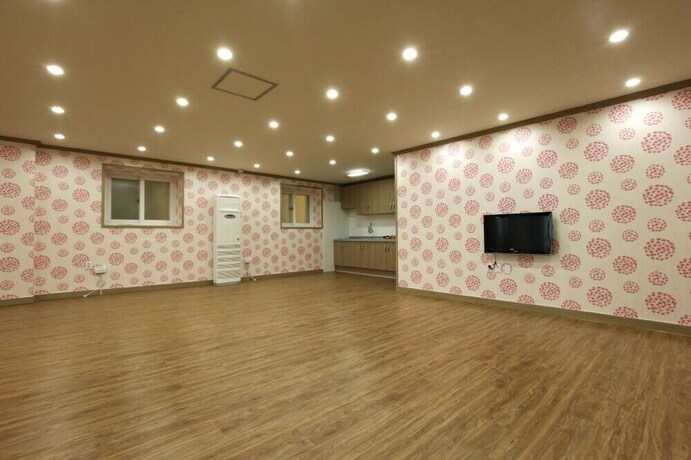 Imagen de la habitación del Hotel Pohang Sunrise. Foto 12