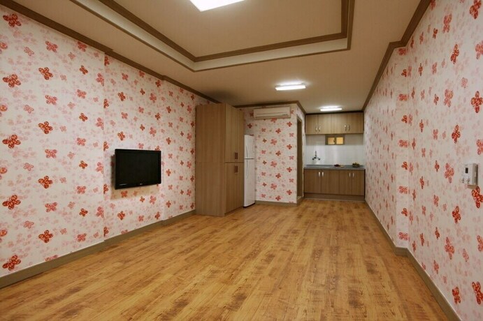 Imagen de la habitación del Hotel Pohang Sunrise. Foto 13
