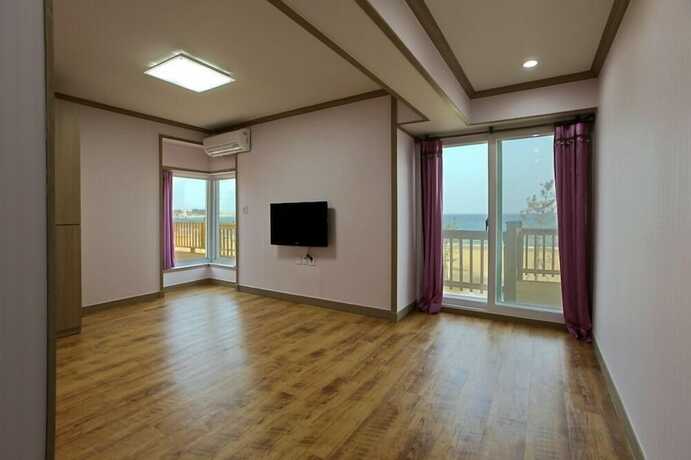 Imagen de la habitación del Hotel Pohang Sunrise. Foto 22