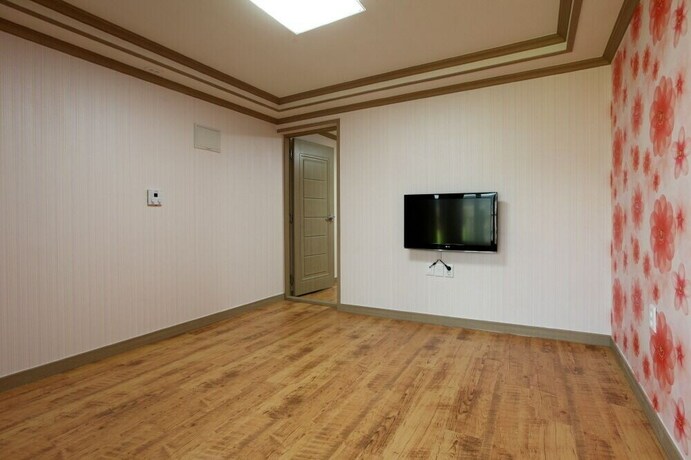 Imagen de la habitación del Hotel Pohang Sunrise. Foto 33