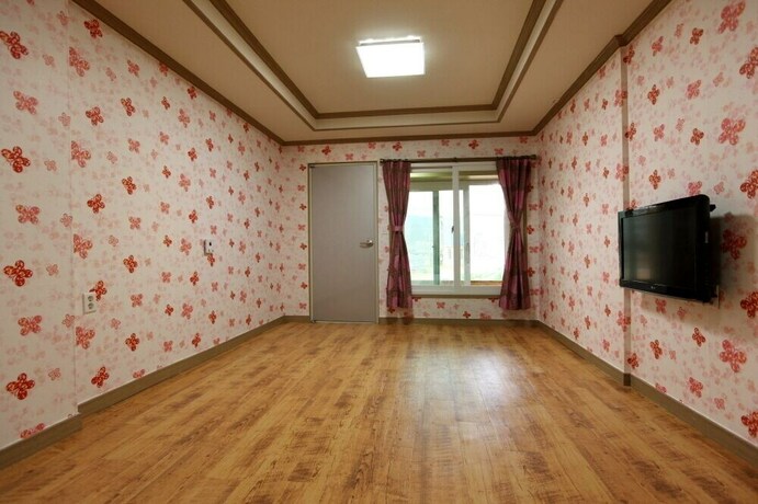 Imagen de la habitación del Hotel Pohang Sunrise. Foto 40