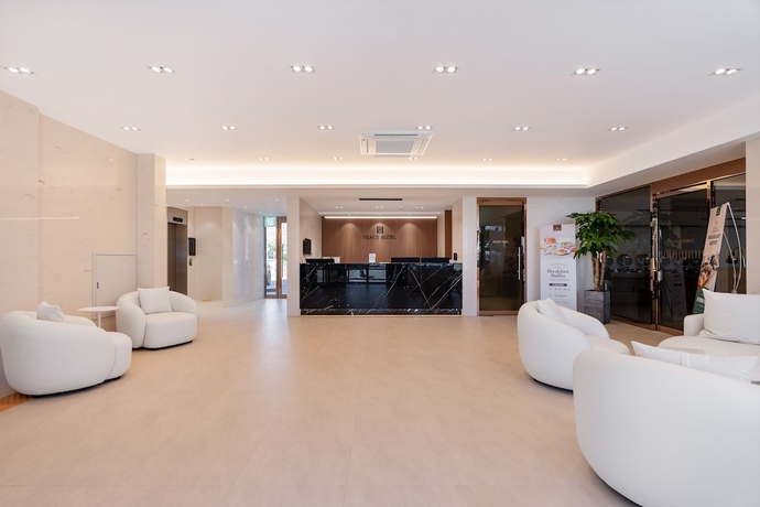Imagen de los interiores del Hotel Pohang Yeongildae Beach. Foto 14