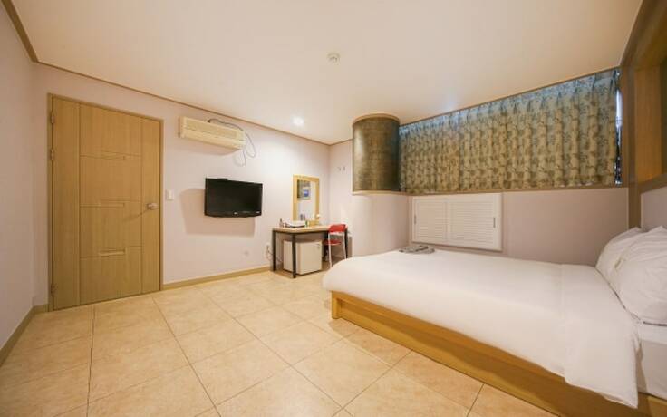 Imagen de la habitación del Hotel Pohang Yeongildae Hotel Lily. Foto 23