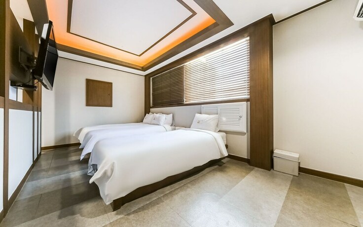 Imagen de la habitación del Hotel Pohang Yeongildae Hotel Lily. Foto 28