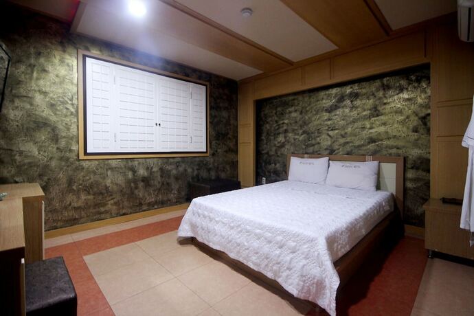Imagen de la habitación del Hotel Pohang Yeongildae Pacific. Foto 17