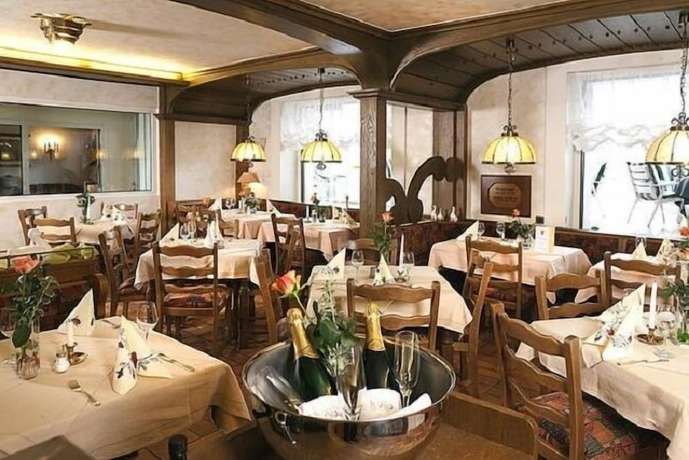 Imagen del bar/restaurante del Hotel Pohl zum Rosenberg. Foto 2