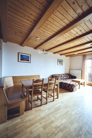 Imagen de la habitación del Hotel Pohorje Village Wellbeing Resort &ndash; Forest Apartments Videc. Foto 19