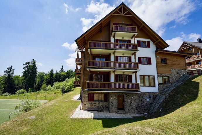 Imagen general del Hotel Pohorje Village Wellbeing Resort &ndash; Forest Apartments Videc. Foto 10