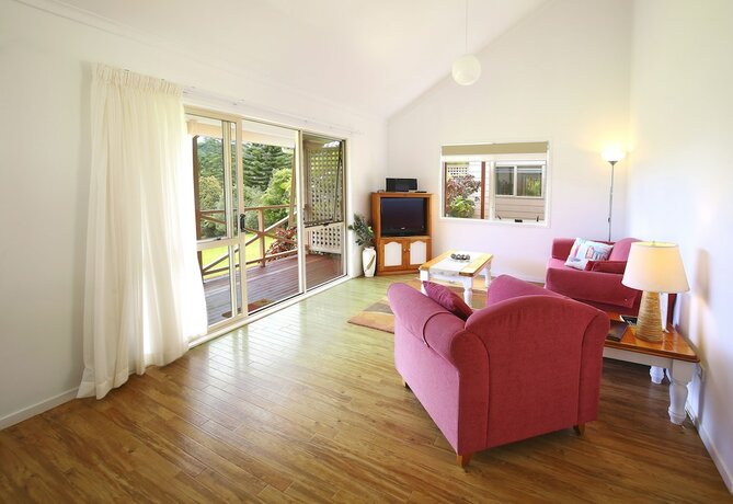 Imagen general del Hotel Poinciana Cottages. Foto 5