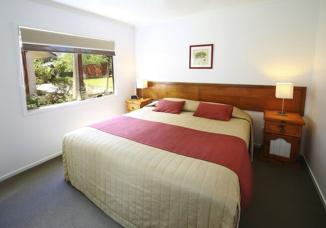 Imagen de la habitación del Hotel Poinciana Cottages. Foto 23