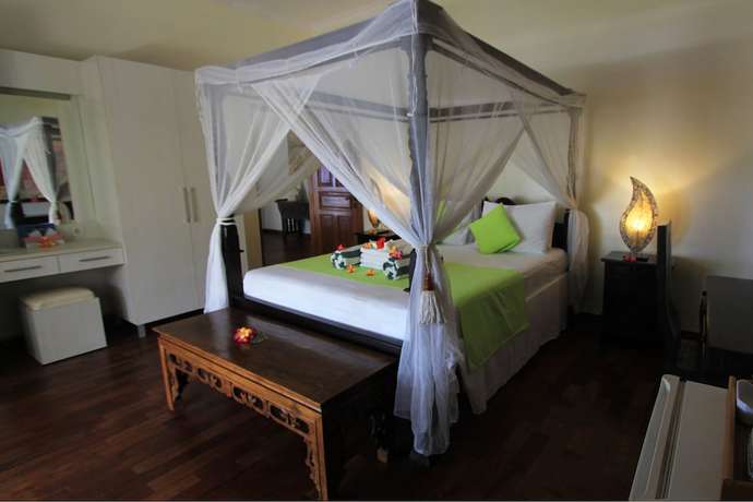 Imagen de la habitación del Hotel Poinciana Resort Bali. Foto 2