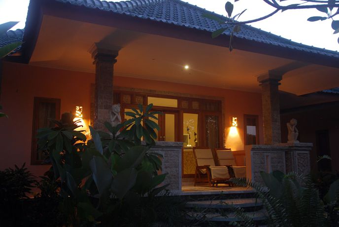 Imagen de la habitación del Hotel Poinciana Resort Bali. Foto 12