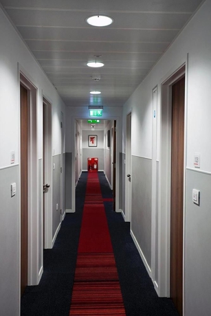 Imagen de los exteriores del Hotel Point A London Liverpool Street. Foto 5