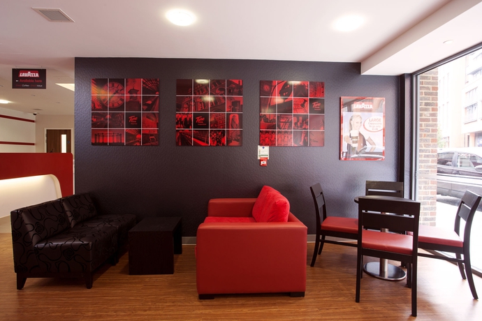 Imagen del bar/restaurante del Hotel Point A - Paddington. Foto 6