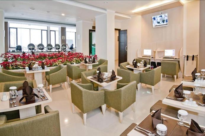 Imagen del bar/restaurante del Hotel Point C Bandung. Foto 5