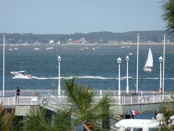 Imagen de los exteriores del Hotel Point France. Foto 8