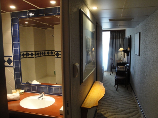 Imagen de la habitación del Hotel Point France. Foto 2
