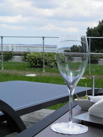 Imagen de los exteriores del Hotel Point France. Foto 12