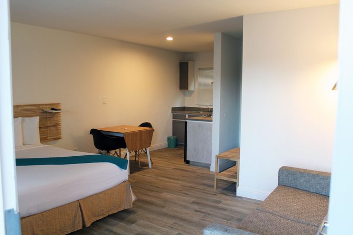 Imagen de la habitación del Hotel Point Loma. Foto 15