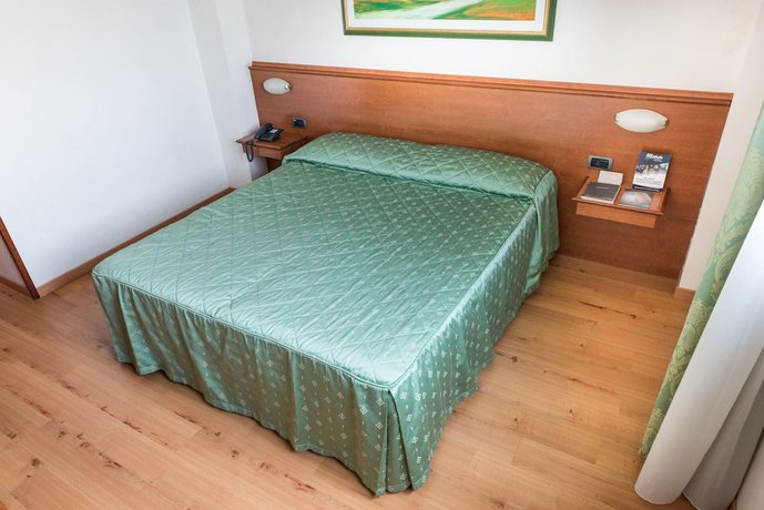 Imagen de la habitación del Hotel Point, Piove di Sacco. Foto 6