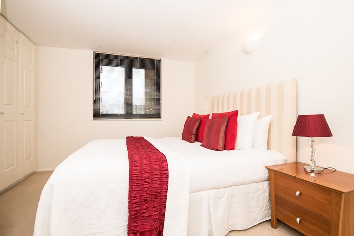 Imagen de la habitación del Hotel Point West. Foto 3