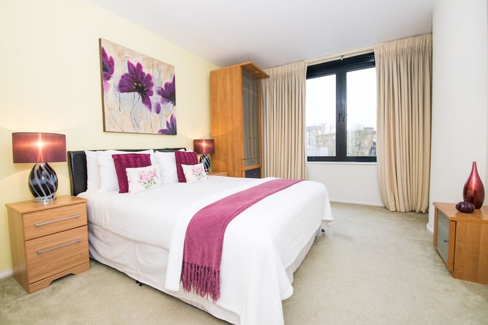 Imagen de la habitación del Hotel Point West. Foto 6