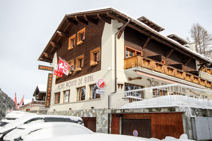 Imagen del bar/restaurante del Hotel Pointe De Zinal. Foto 4