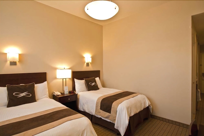 Imagen de la habitación del Hotel Pointe Plaza. Foto 7