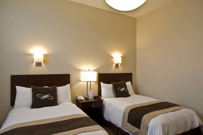 Imagen de la habitación del Hotel Pointe Plaza. Foto 8