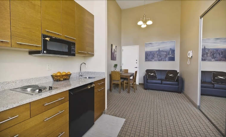 Imagen de la habitación del Hotel Pointe Plaza. Foto 17