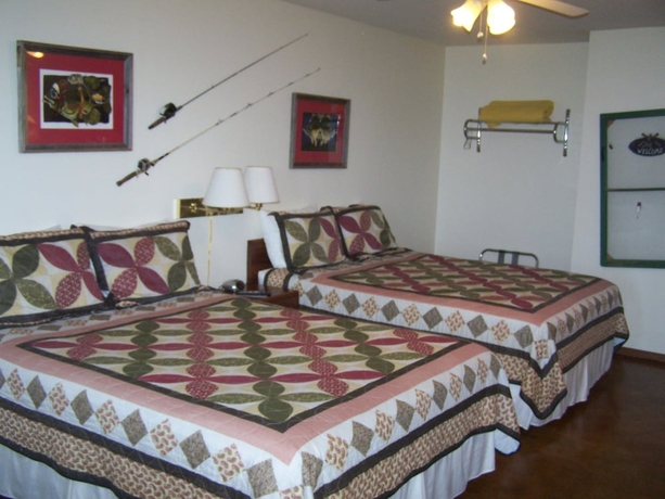 Imagen de la habitación del Hotel Pointe West Resort Motel. Foto 4