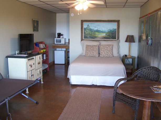 Imagen de la habitación del Hotel Pointe West Resort Motel. Foto 8