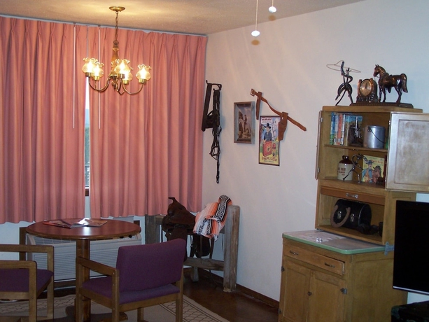 Imagen de la habitación del Hotel Pointe West Resort Motel. Foto 10