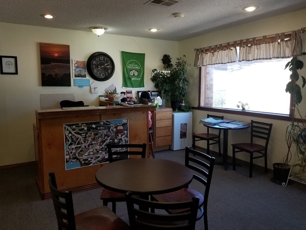 Imagen de los interiores del Hotel Pointe West Resort Motel. Foto 19