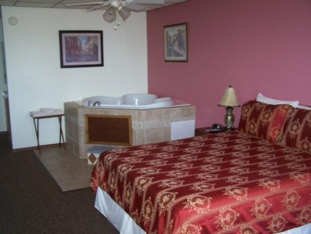 Imagen de la habitación del Hotel Pointe West Resort Motel. Foto 13