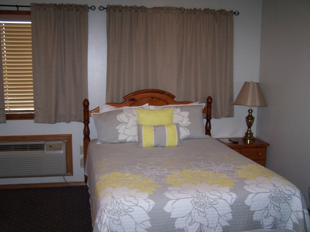Imagen de la habitación del Hotel Pointe West Resort Motel. Foto 18