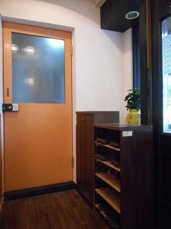 Imagen de los interiores del Hotel Pokapokahotel. Foto 20
