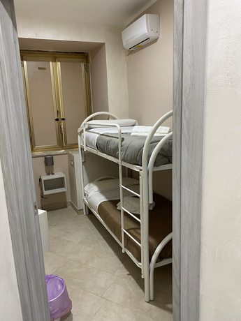 Imagen de la habitación del Hotel Poker. Foto 9