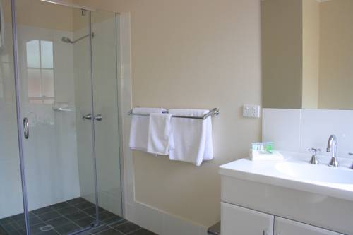 Imagen de la habitación del Hotel Pokolbin Village. Foto 6