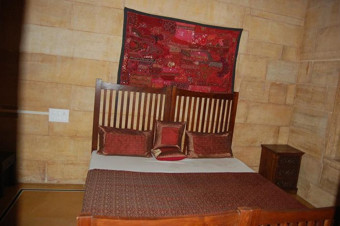 Imagen de la habitación del Hotel Pol Haveli. Foto 5