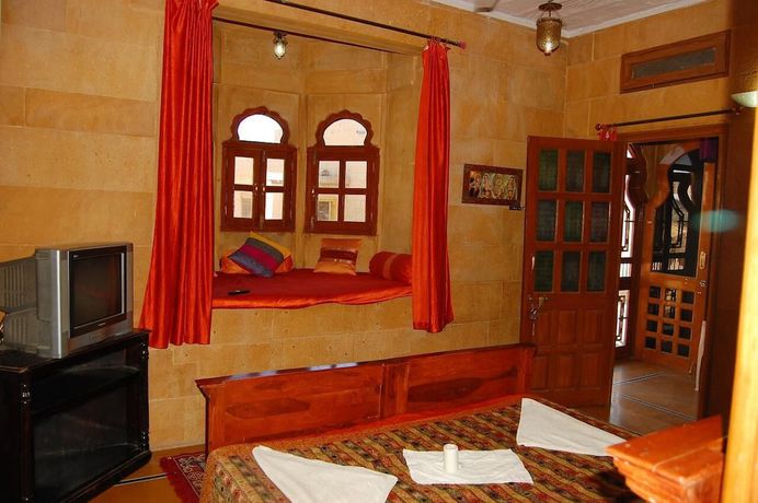 Imagen de los interiores del Hotel Pol Haveli. Foto 16