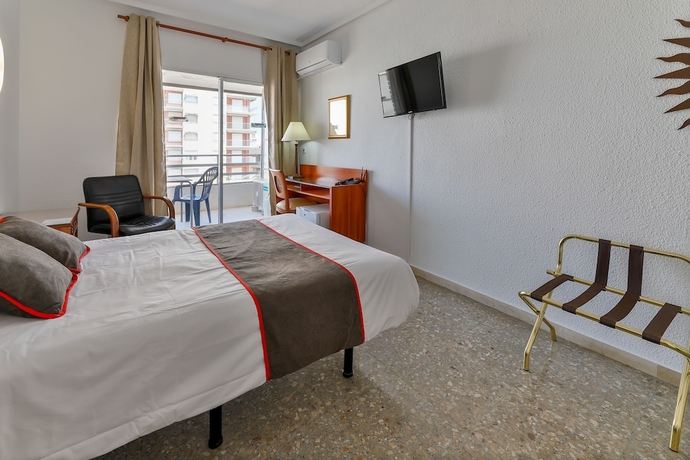 Imagen de la habitación del Hotel Polamar. Foto 5