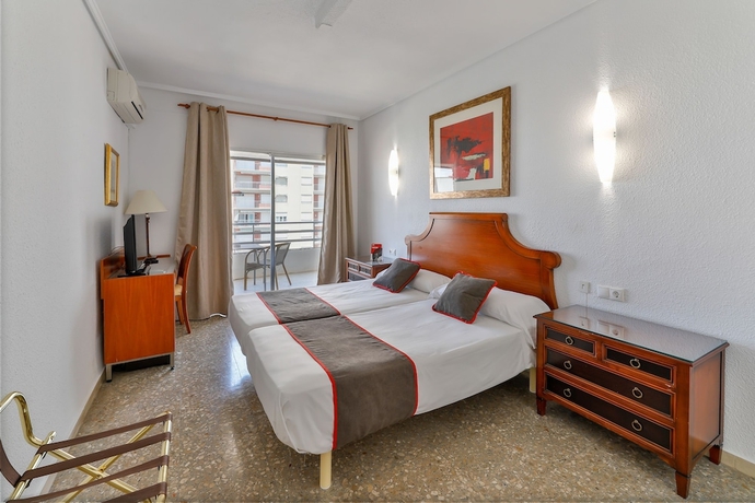 Imagen de la habitación del Hotel Polamar. Foto 6