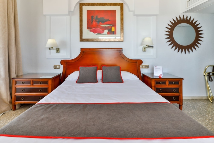 Imagen de la habitación del Hotel Polamar. Foto 14