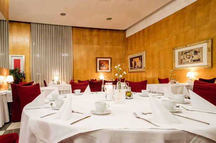 Imagen de los interiores del Hotel Polana. Foto 15